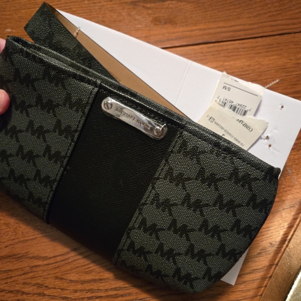 Michael Kors Fanny Pack Purse Bag New